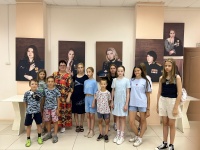 Патриотический фотопроект «Жена Героя»