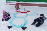 «Снежные фигурки»: волшебство зимнего творчества в клубе «Радуга»